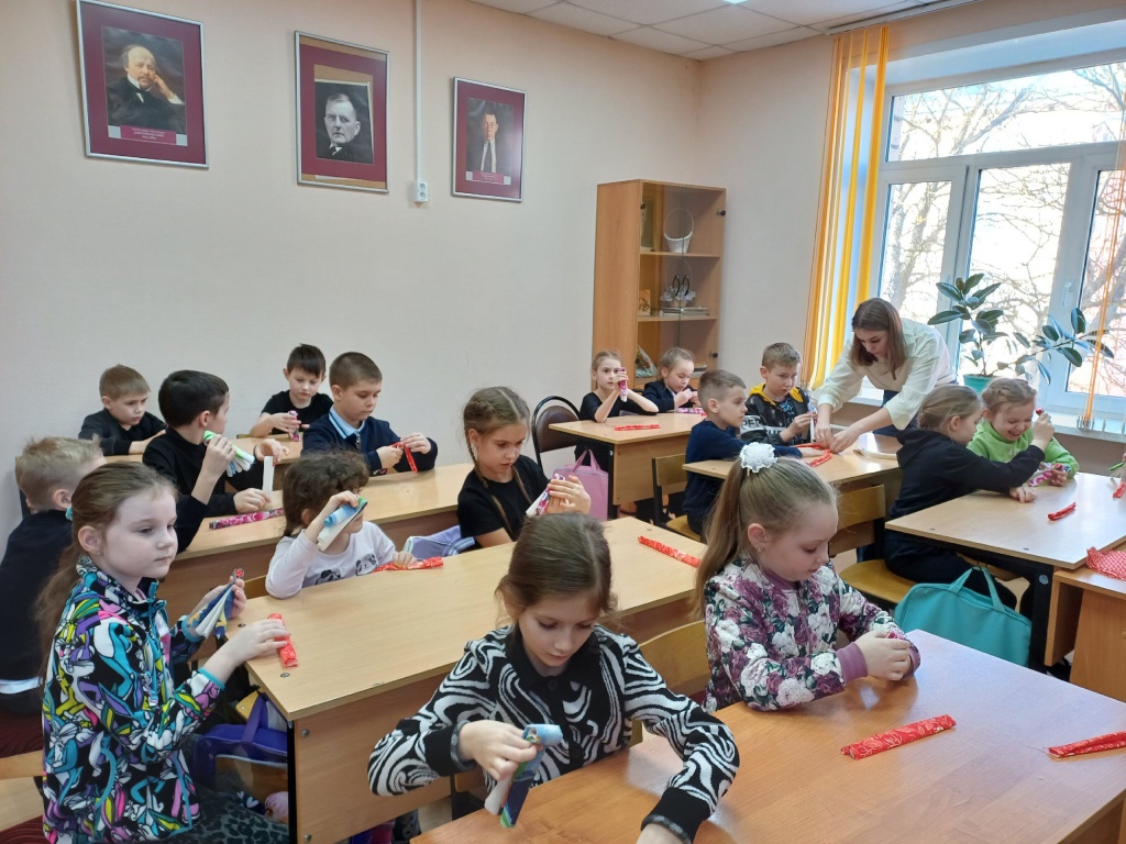 dzXAiZpLNBE.jpg