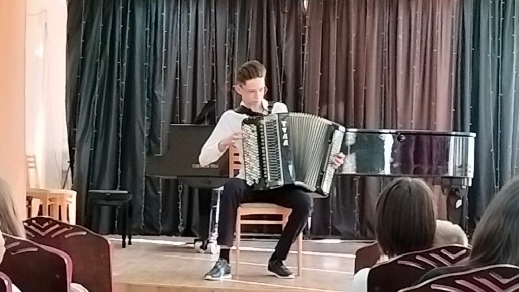 SGMXBieL6RE.jpg