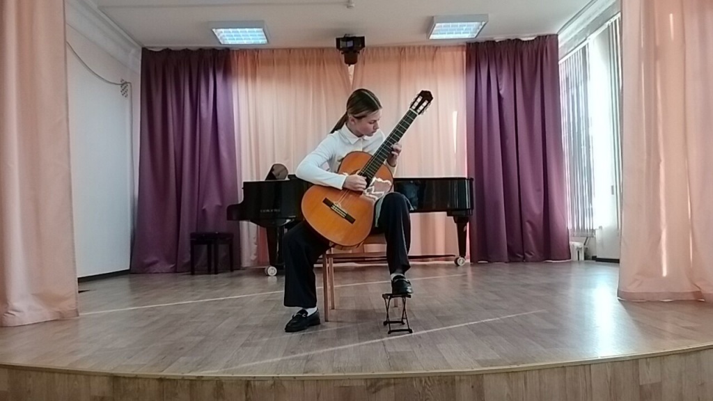 90OkaIX_a2o.jpg